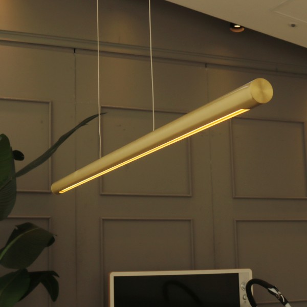 네빌 펜던트 PD 인테리어 조명 골드 화이트 블랙 식탁 테이블 카페 레스토랑 LED 40W 30W 20W 리브 포인트조명 리블 식탁등 무드등 이원